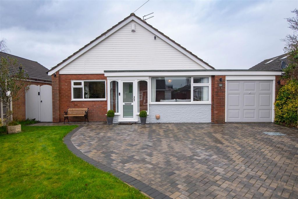 Property photo 1 of 22 Front External