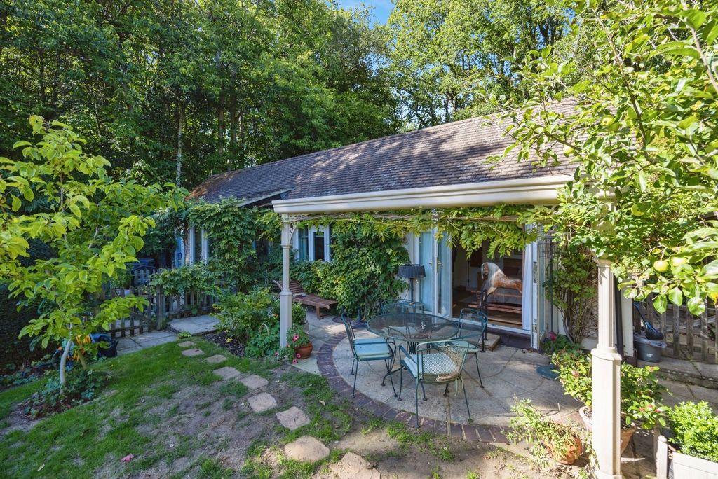 Property photo 1 of 17 Photo