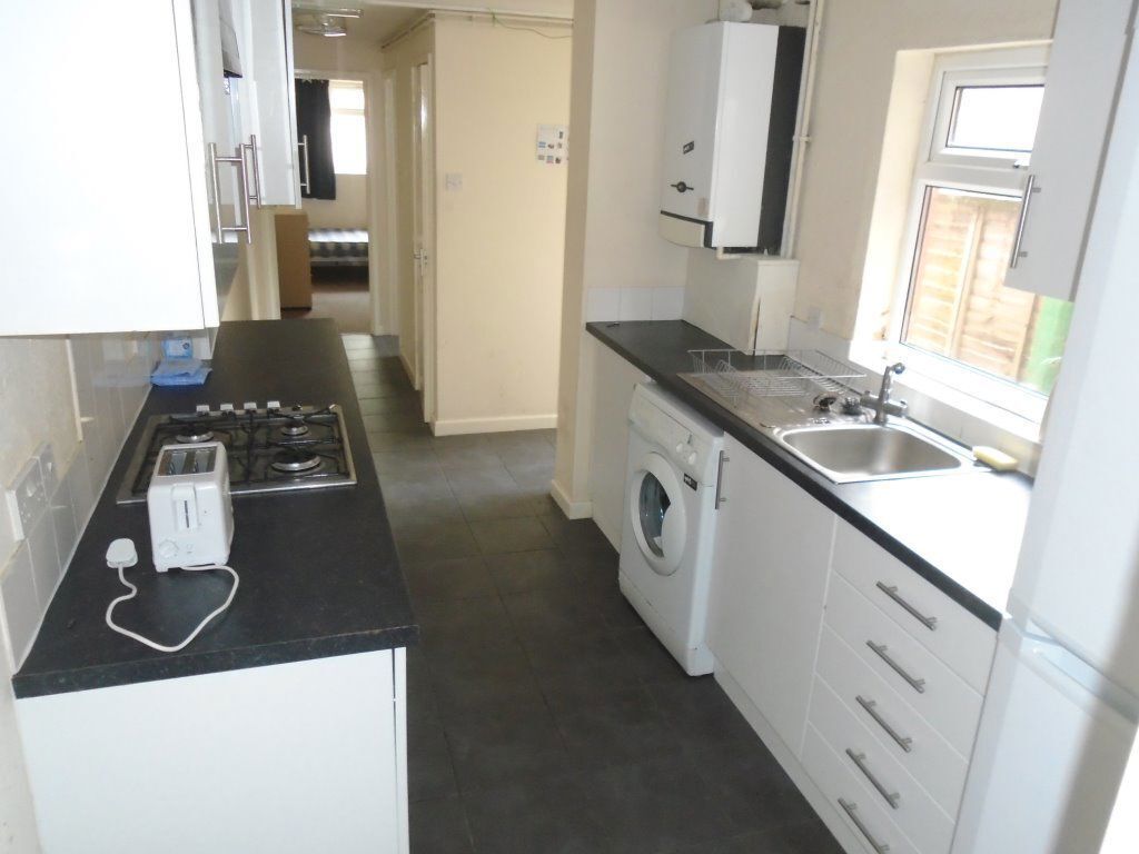 Property photo 3 of 13