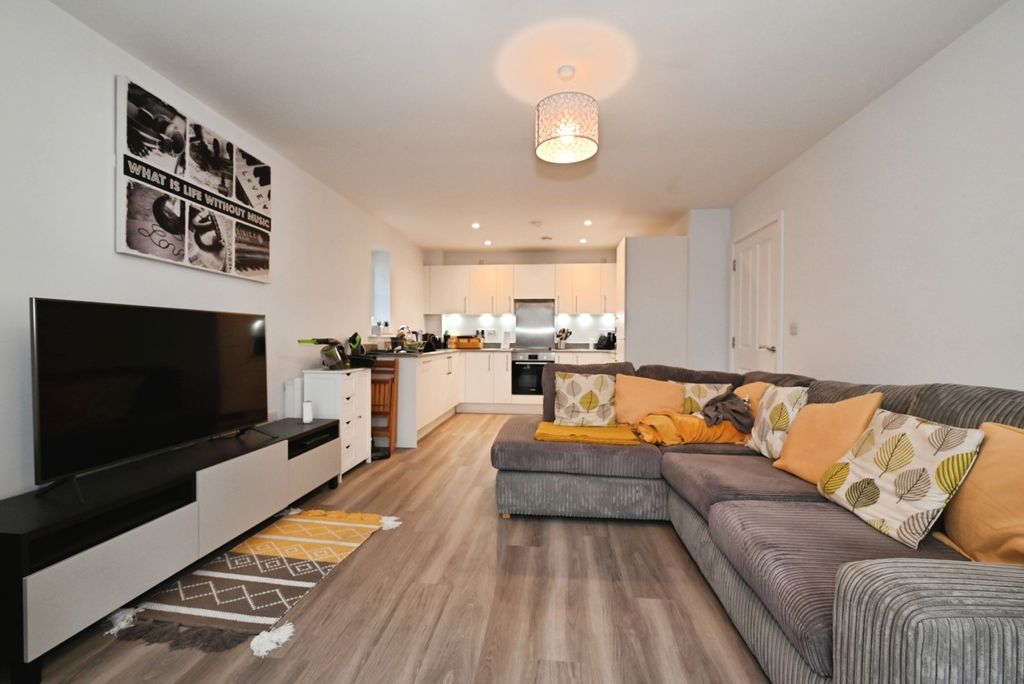 Property photo 1 of 13 Photo