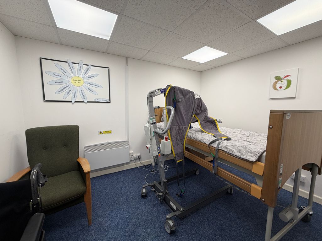 Property photo 3 of 4