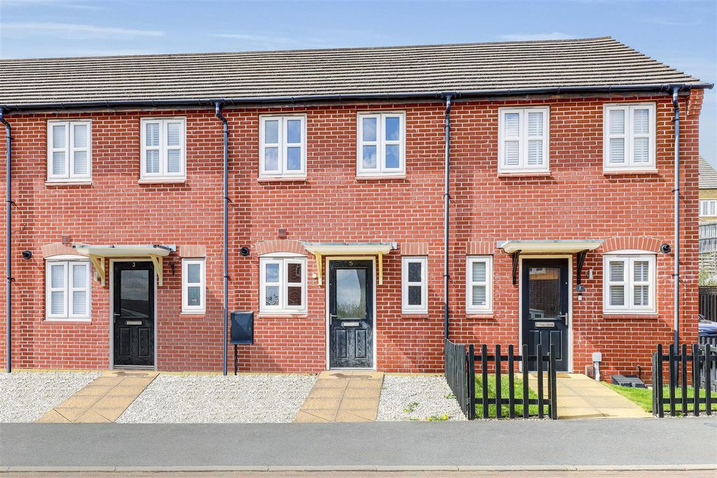 Property photo 1 of 15 5476.Jpg