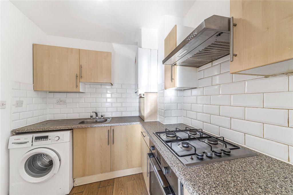 Property photo 2 of 8 Picture No. 07