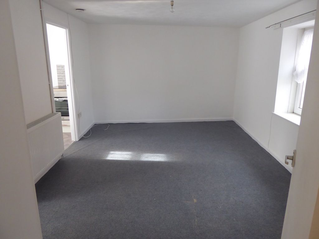 Property photo 1 of 5 P1240105