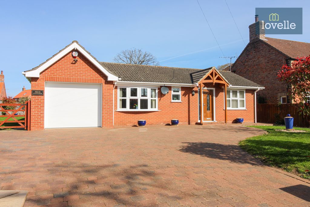 Property photo 1 of 26