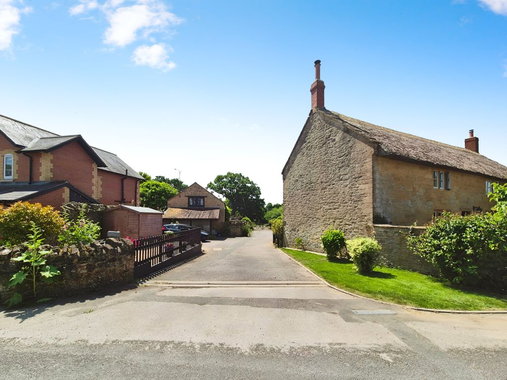 Additional image 20 of 3 bed semi-detached house to rentThe Pinnacles, Weston Street BA22