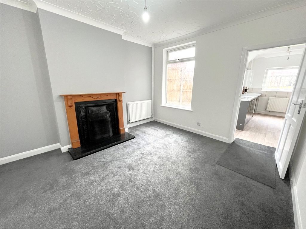 Property photo 3 of 12 Picture No. 03