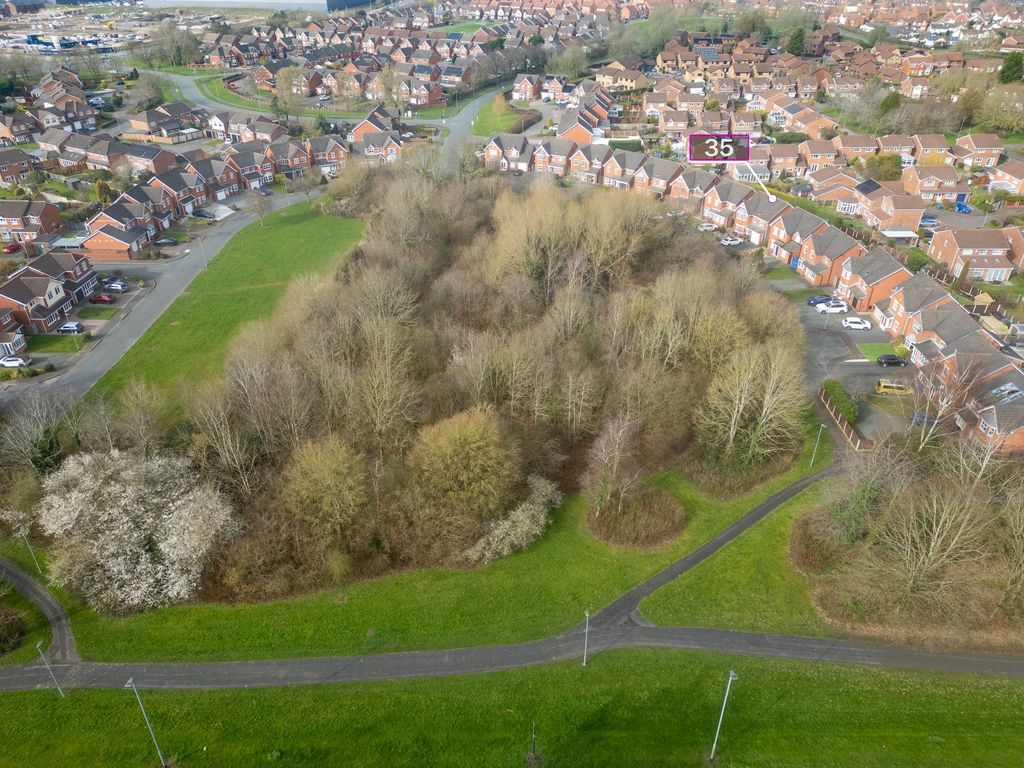 Property photo 2 of 29