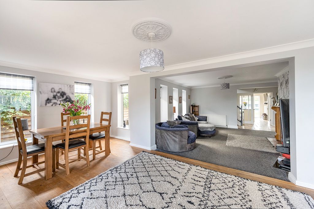 Property photo 2 of 12 Dining Room