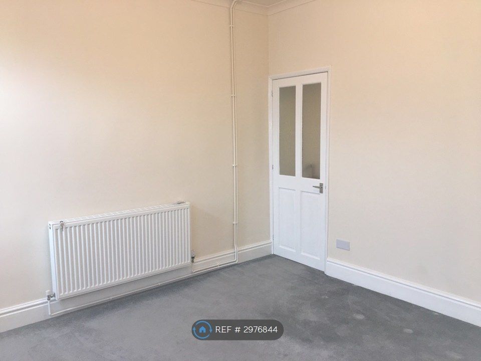 Property photo 2 of 18 Dining Room/Lounge