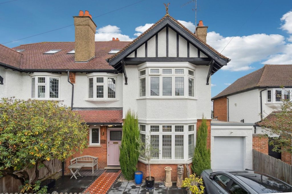 Property photo 1 of 23