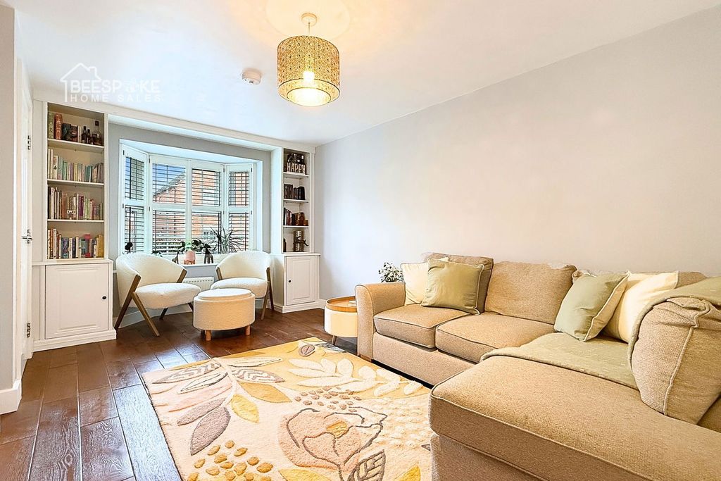 Property photo 3 of 21