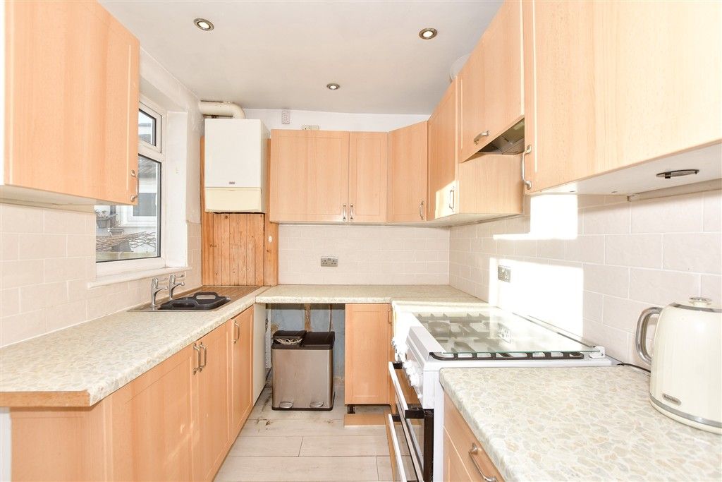 Property photo 1 of 9 Kitchen
