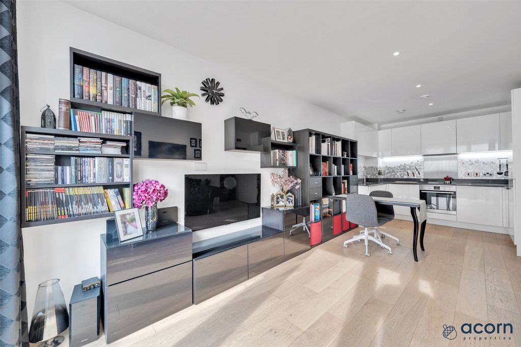 Property photo 3 of 16 Picture No. 03