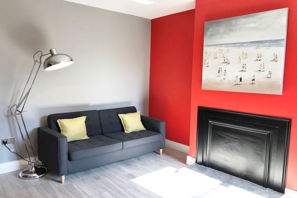 Property photo 1 of 6