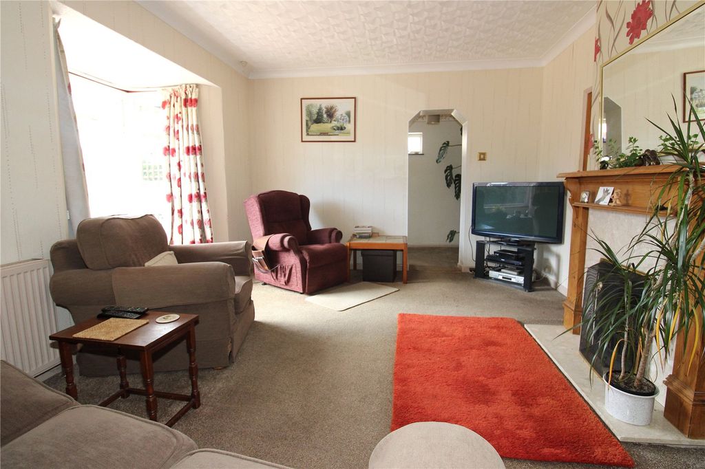 Property photo 2 of 22 Picture No. 21