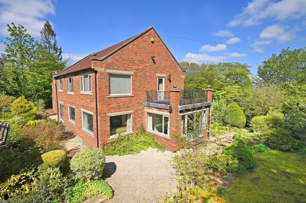 Additional image 18 of 5 bed detached house for sale31 Fulwith Mill Lane, Harrogate HG2