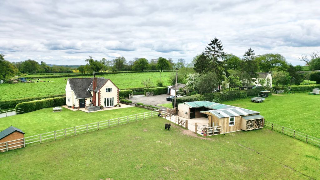 Property photo 1 of 34