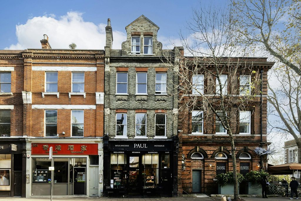 Property photo 1 of 9 302 Upper Street 2.Jpg