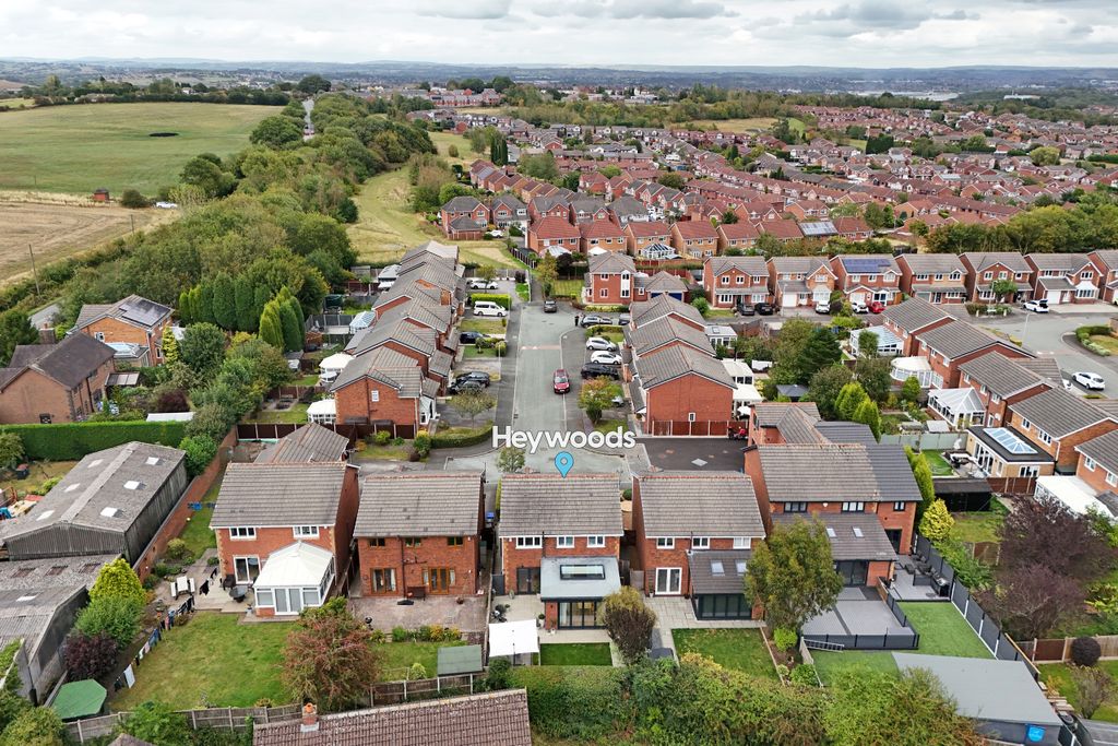 Property photo 2 of 44 Dji_20250902151842_0011_D
