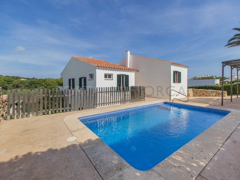 Property photo 3 of 38