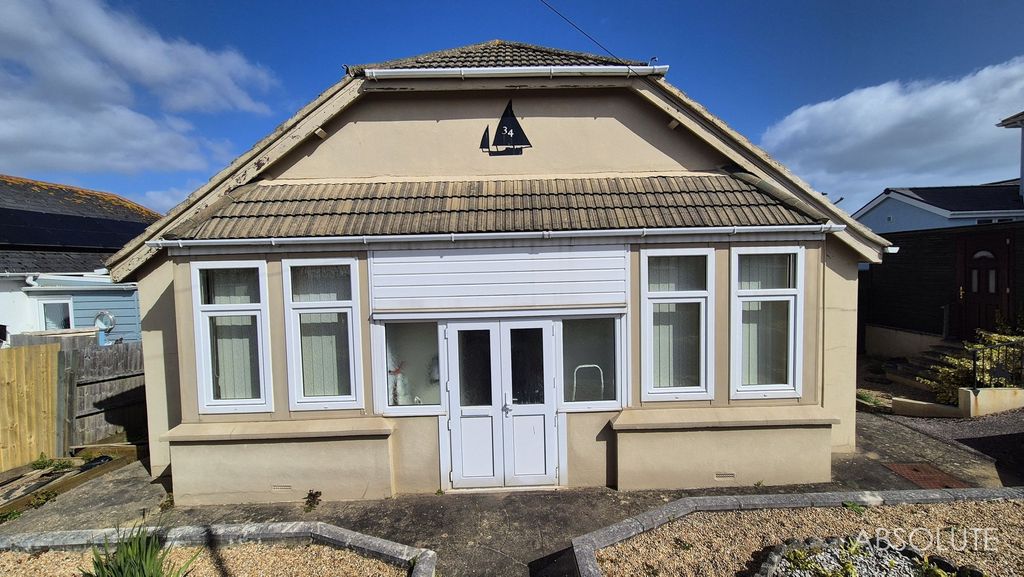 Property photo 1 of 17 Front Exterior