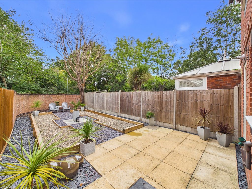Property photo 3 of 16 Picture No. 05