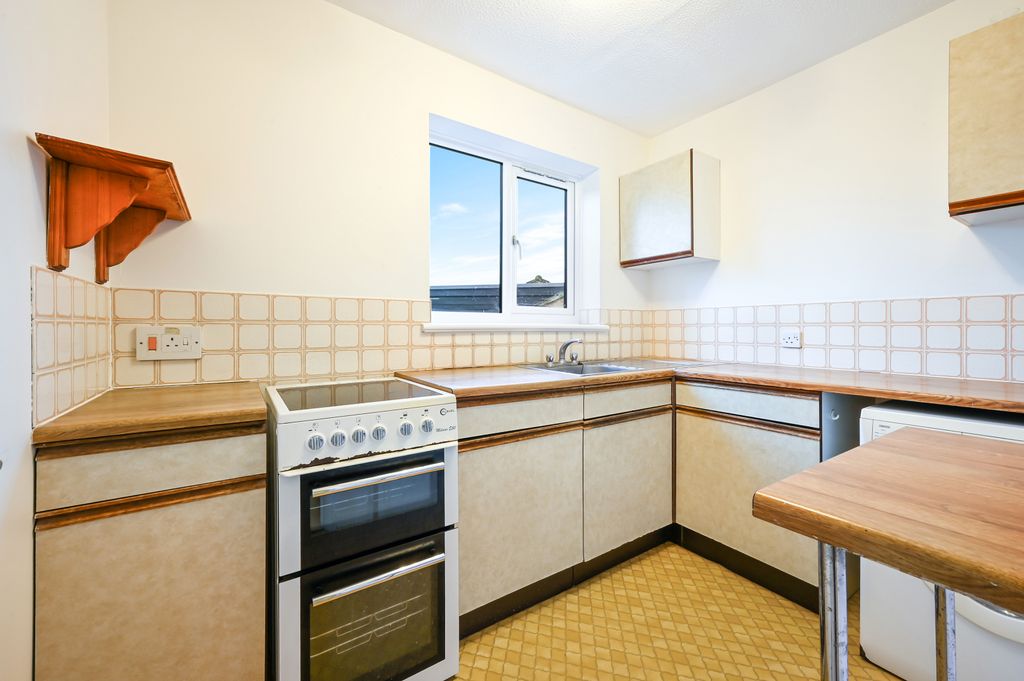 Property photo 3 of 16 Picture No. 14