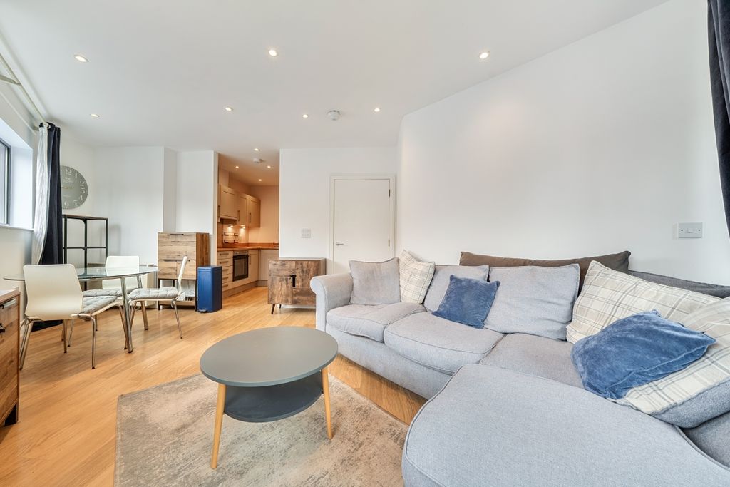 Property photo 3 of 18 1492904-9-6A56234...