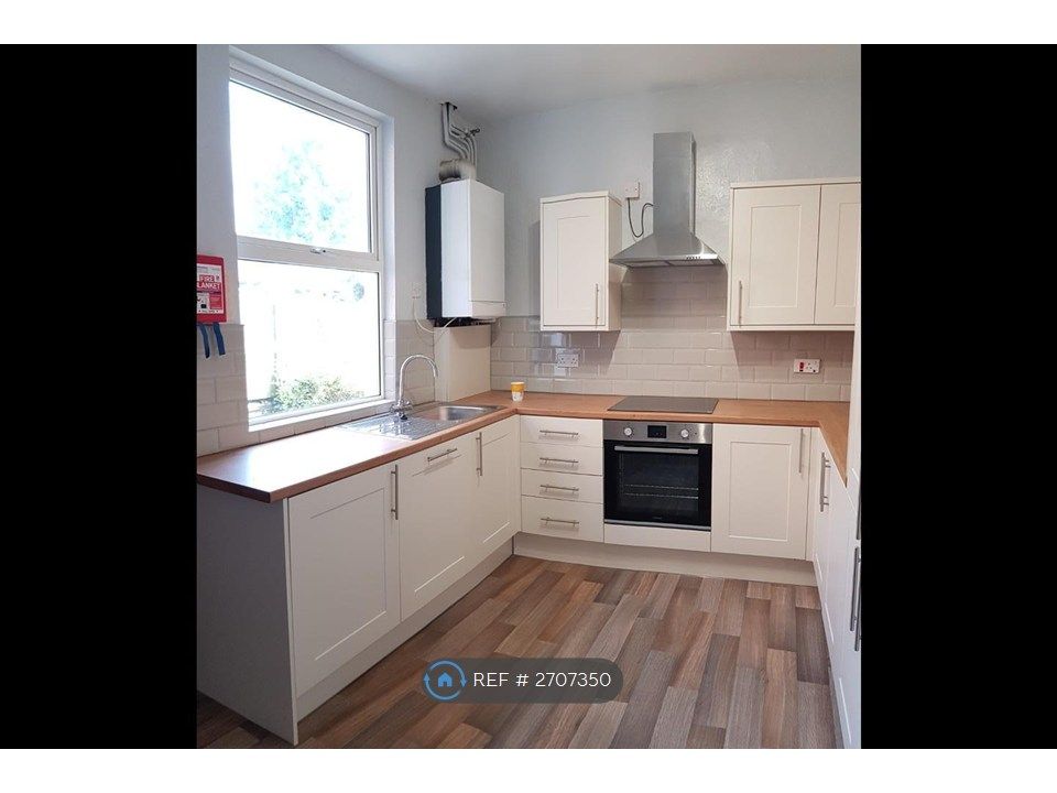 Property photo 3 of 23