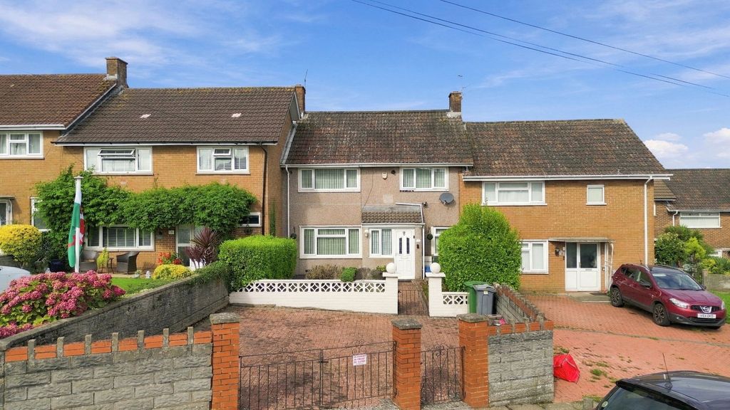 Property photo 1 of 15