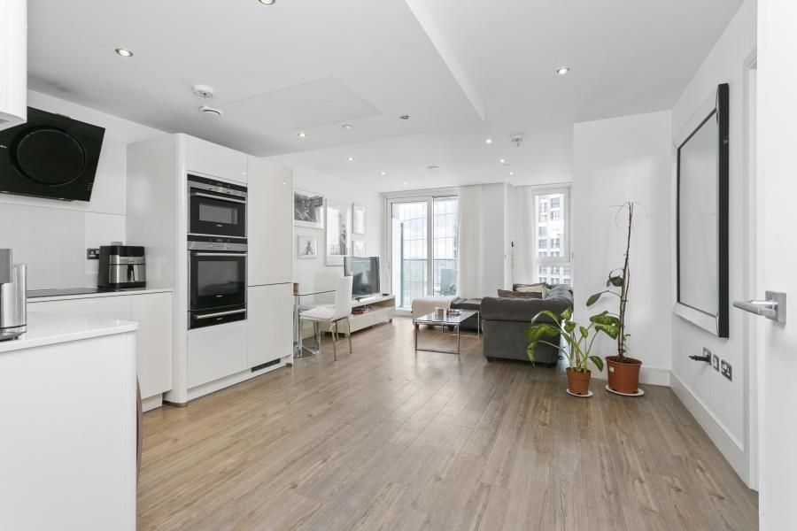 Property photo 3 of 8