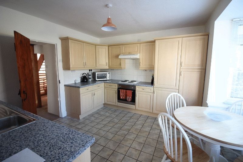 Property photo 2 of 13 Photo 7