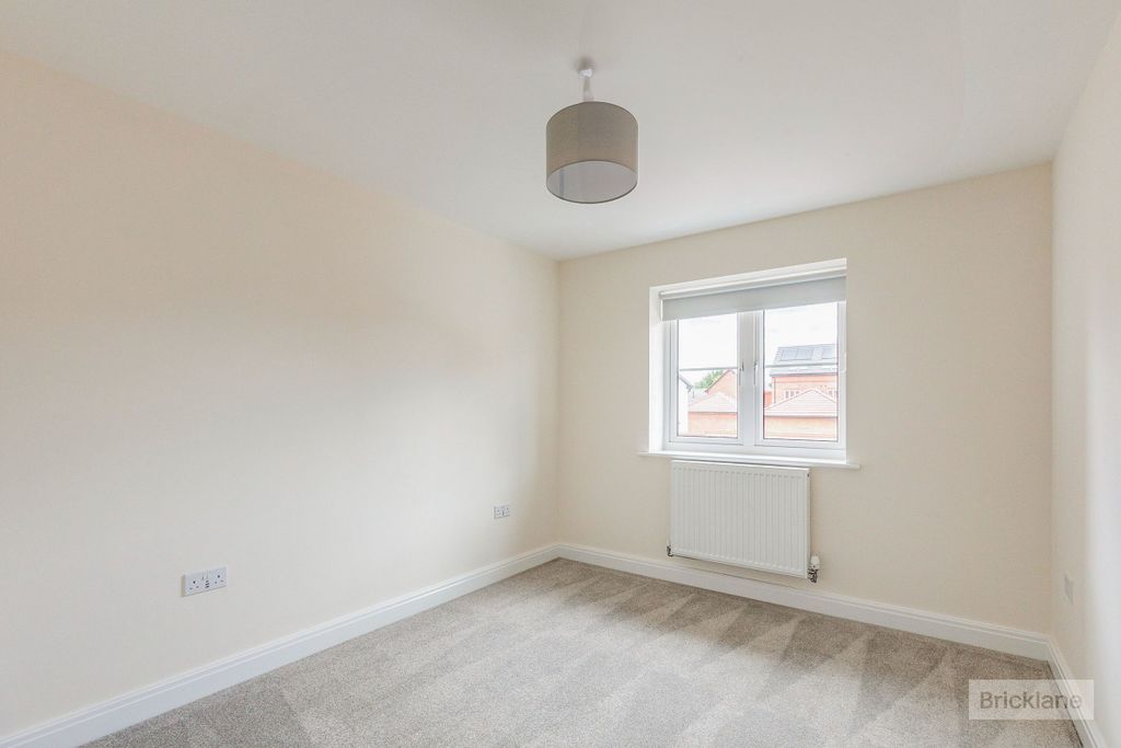 Property photo 3 of 10 Image