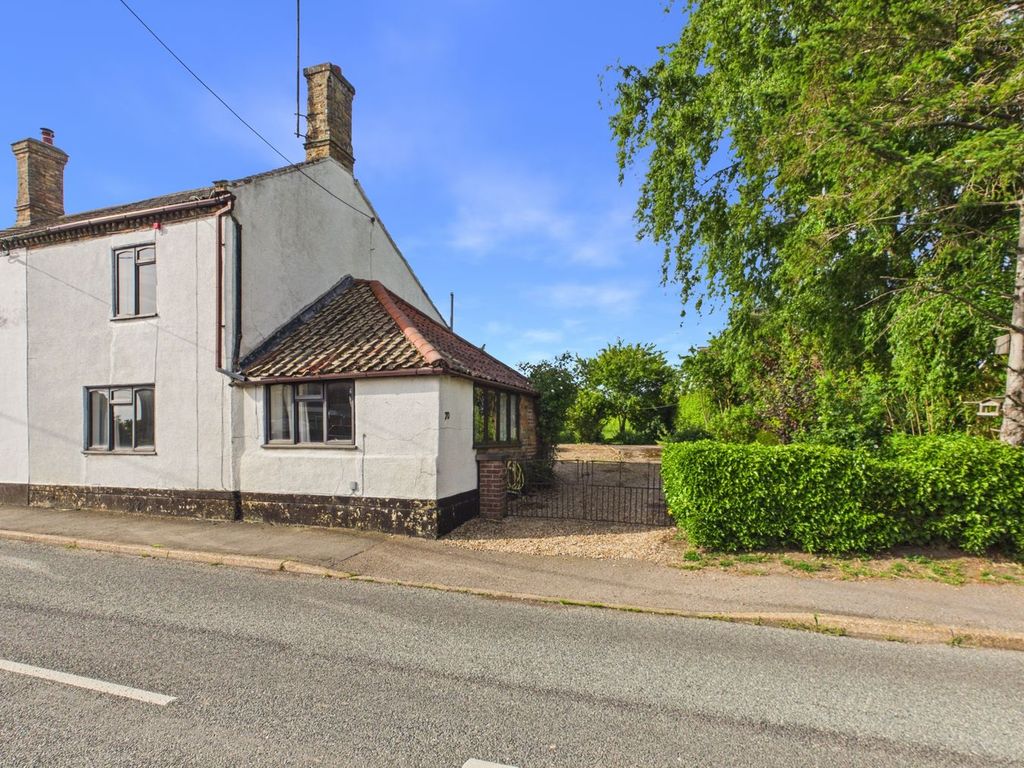 Property photo 1 of 18