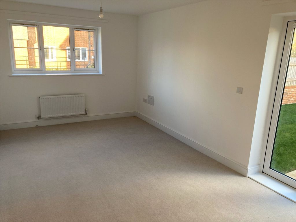 Property photo 3 of 8 Picture No. 05