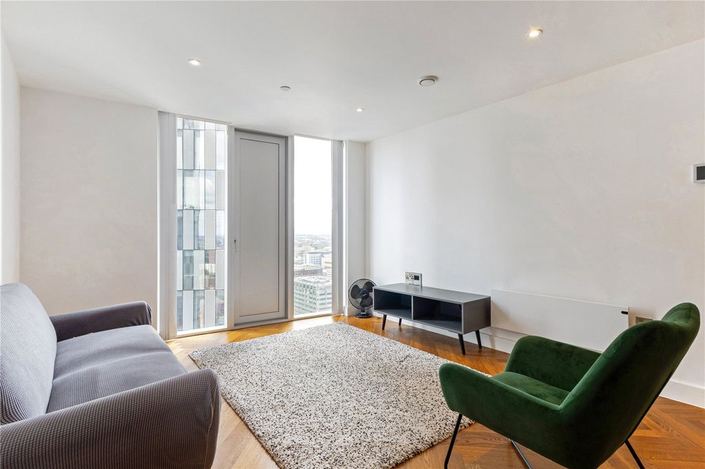 Property photo 2 of 21 Living Area