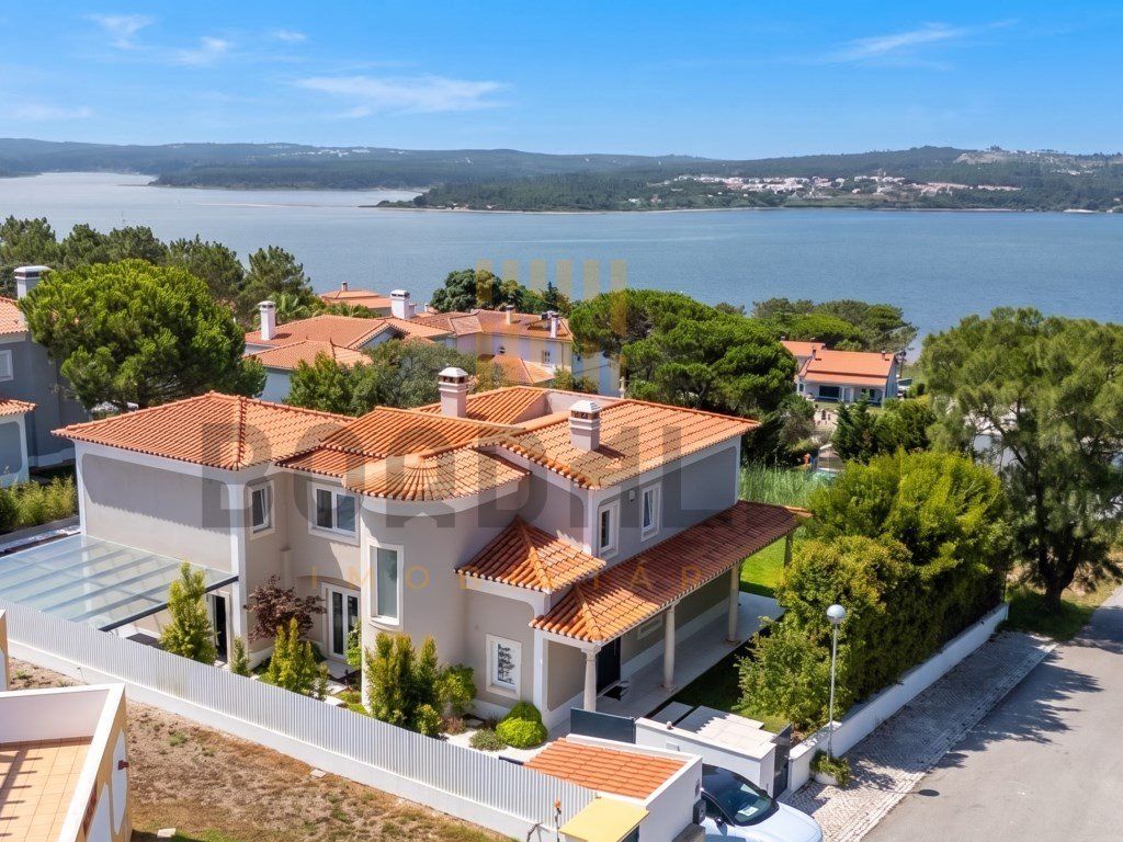 Property photo 1 of 46 House T4 - Lagoon And Sea View