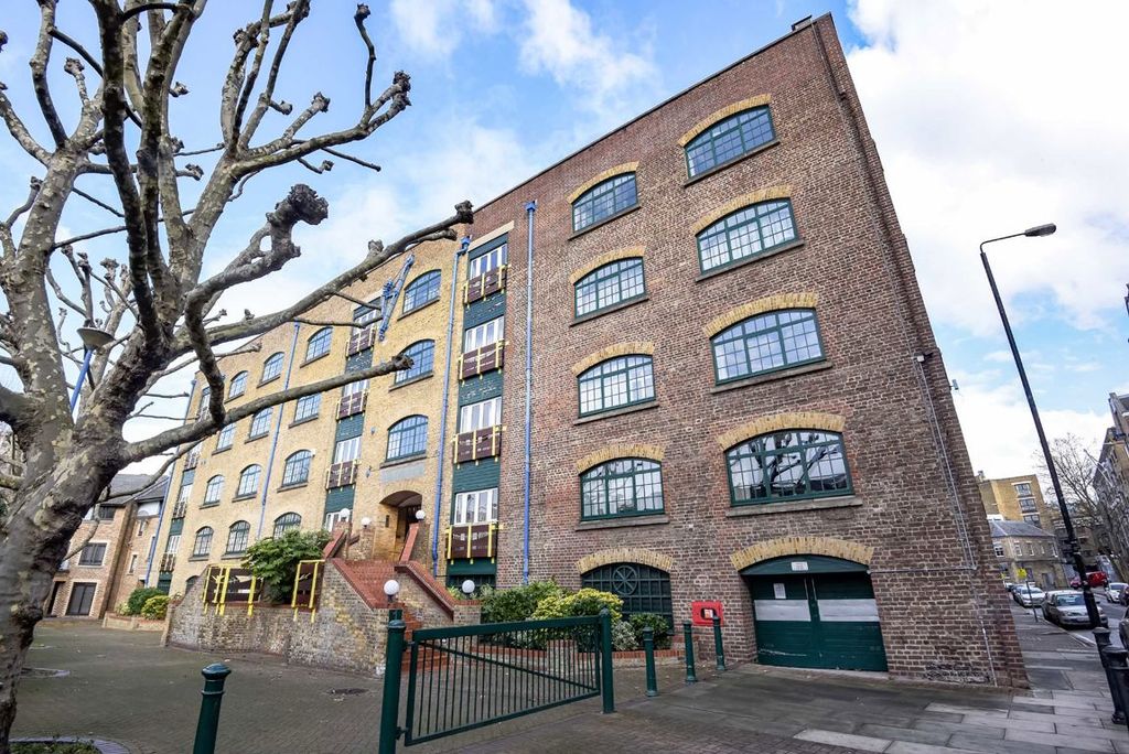 Property photo 1 of 5