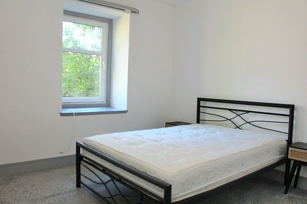 Property photo 3 of 9 Photo 3