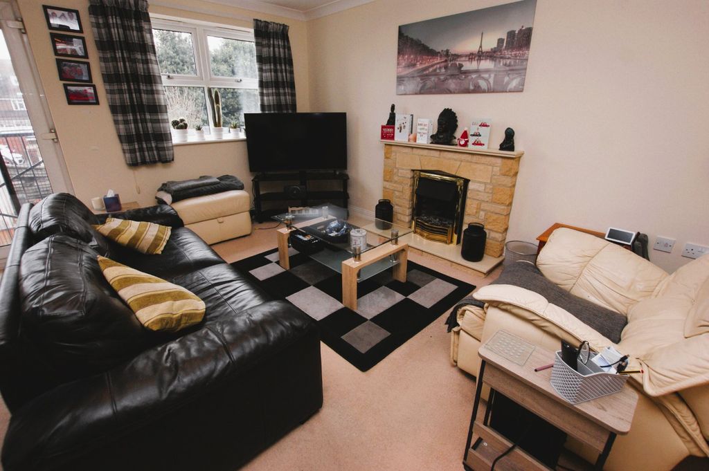 Property photo 2 of 8 Picture No. 02