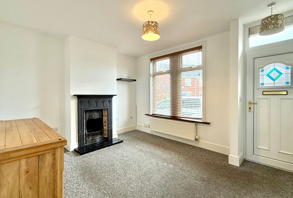 Property photo 3 of 13