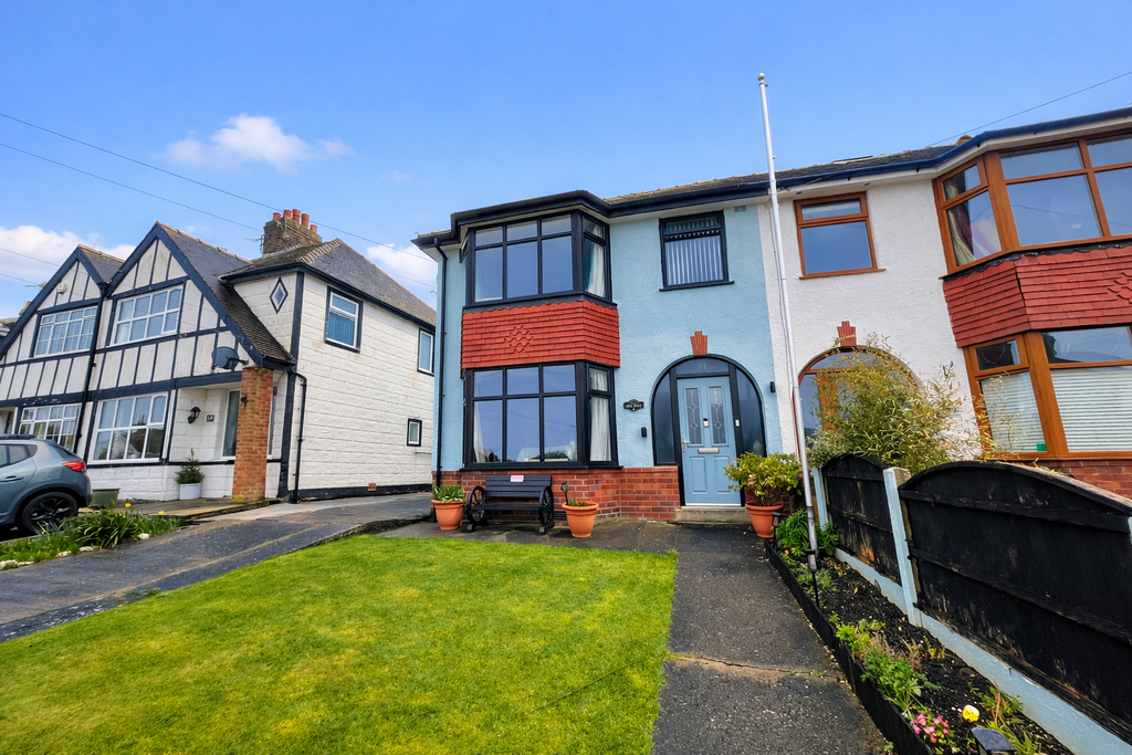 Property photo 1 of 17