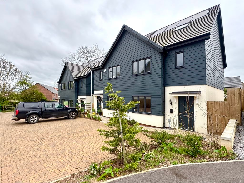 Property photo 2 of 18 Photo 17