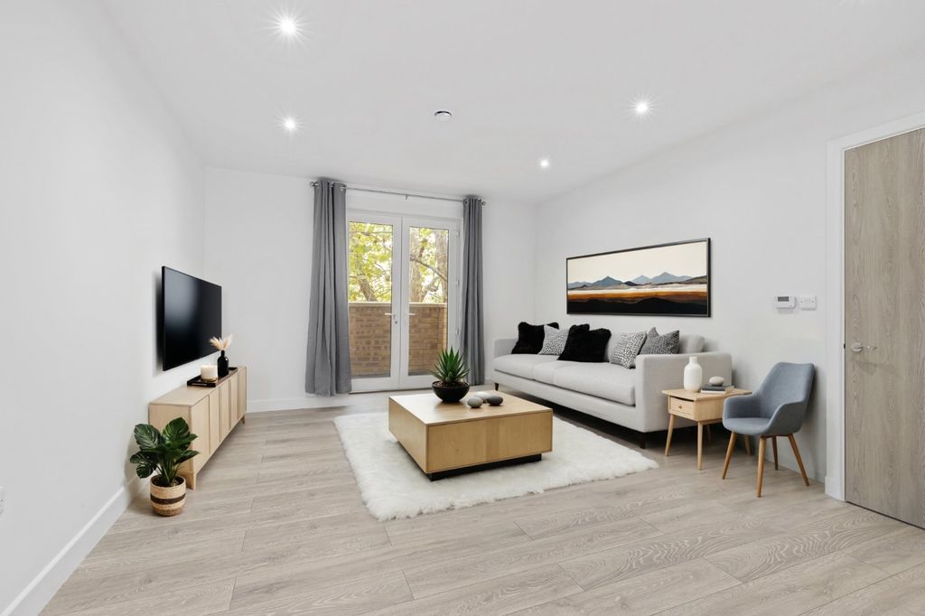 Property photo 3 of 10 Picture No. 10