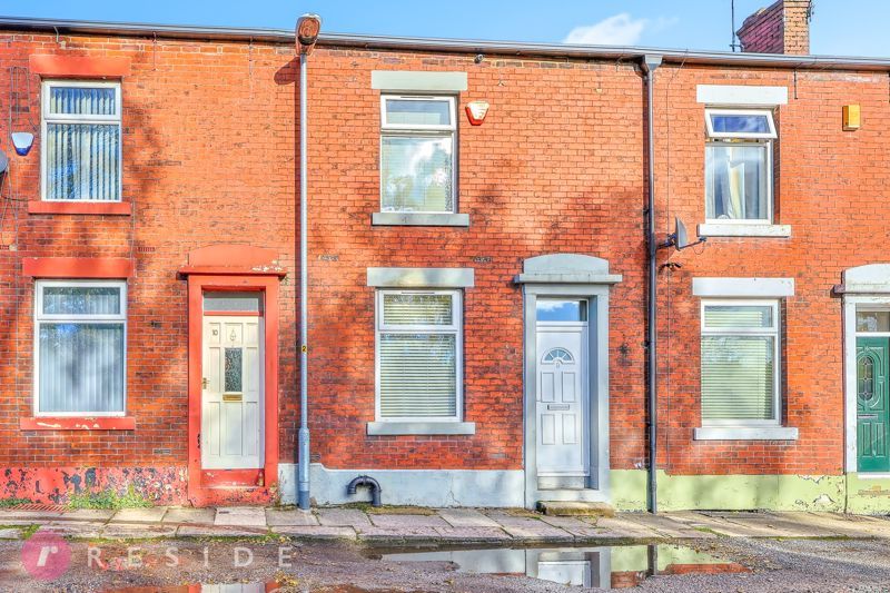 Property photo 1 of 12 House