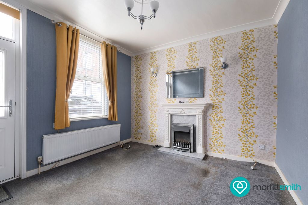 Property photo 2 of 16