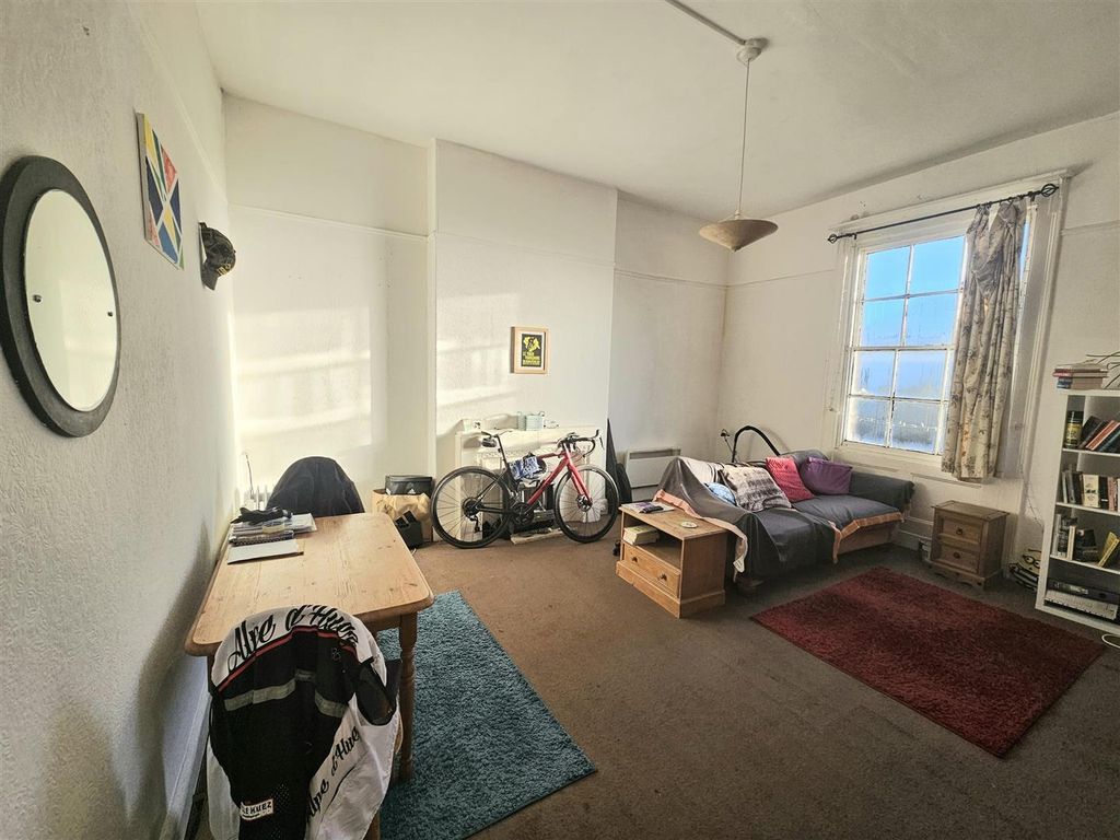 Property photo 2 of 6 Pro-65bbQ52A.Jpeg