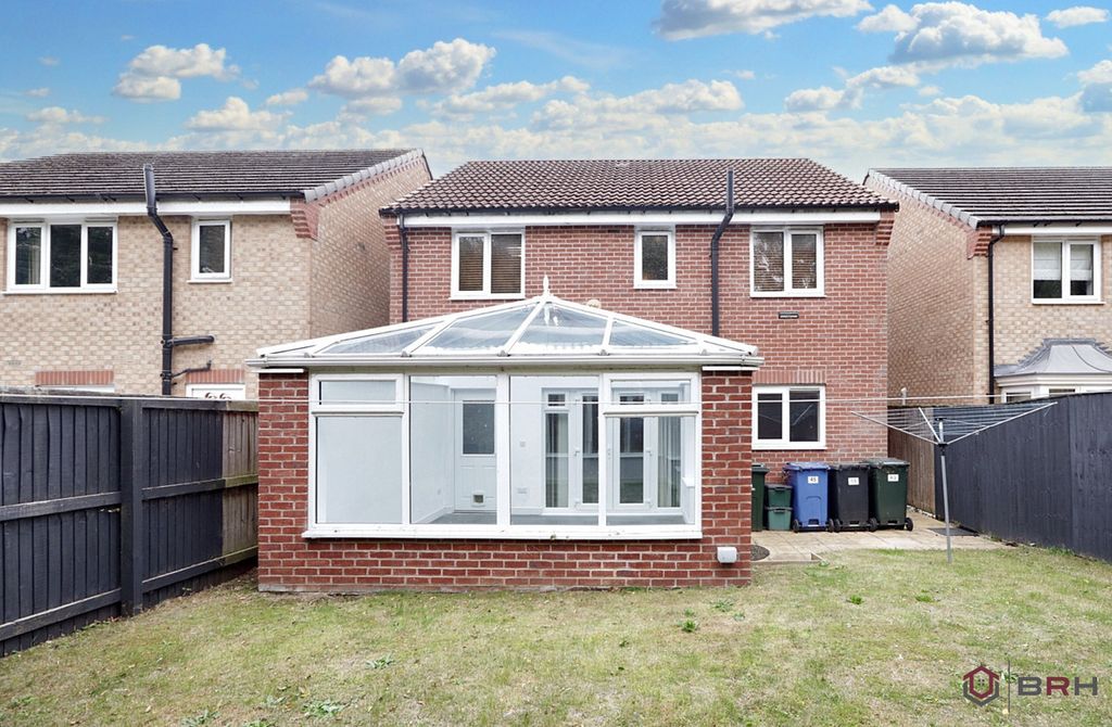 Property photo 2 of 24