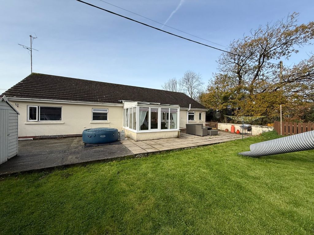 Property photo 3 of 34